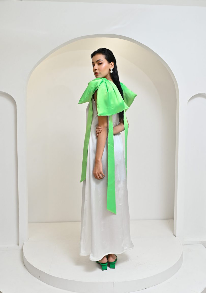 White satin bow dress - Image 2